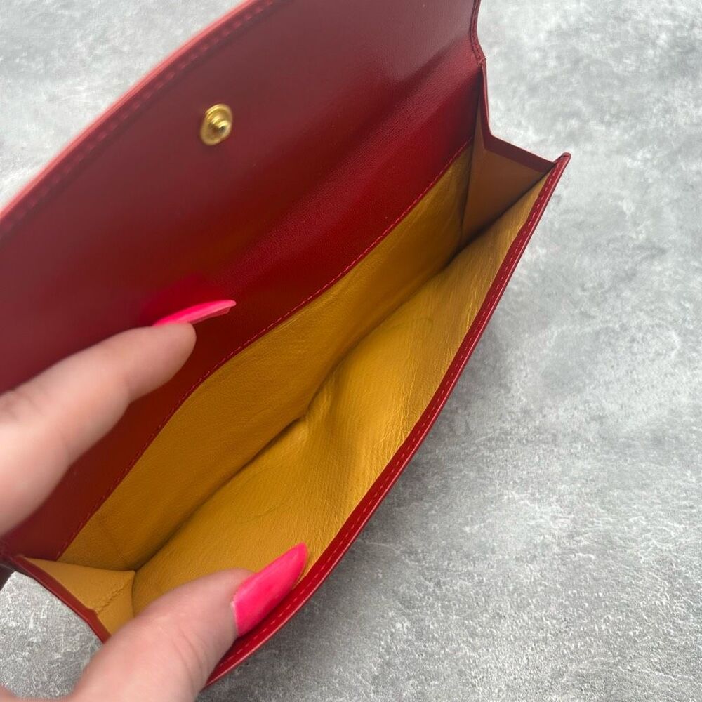 GUCCI Horseshoe Red Long Bifold Wallet Gold Metal Credit Card Luxury - Picture 8 of 14